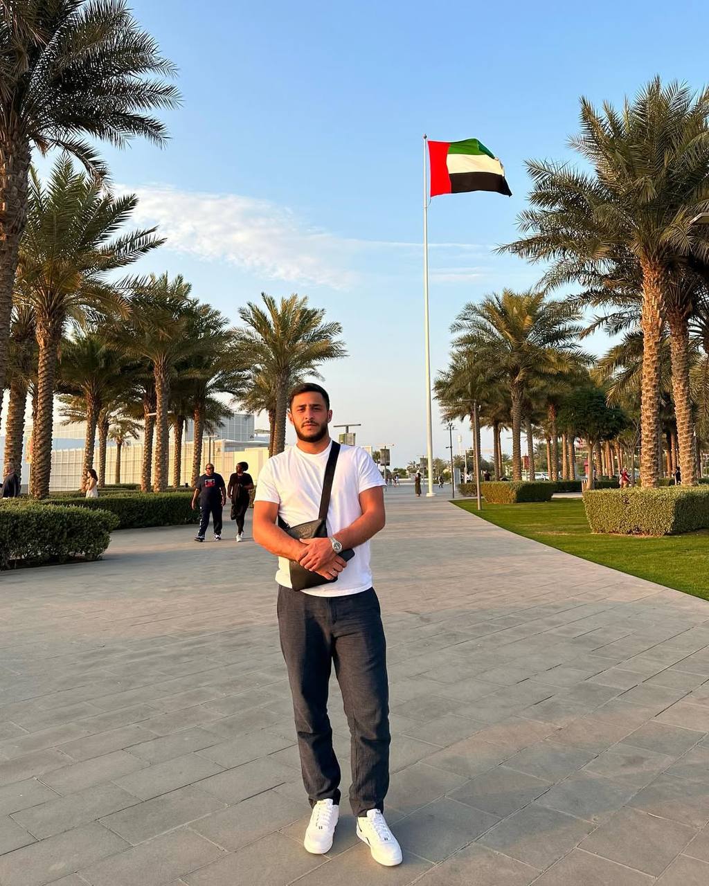 Адам Шамилев